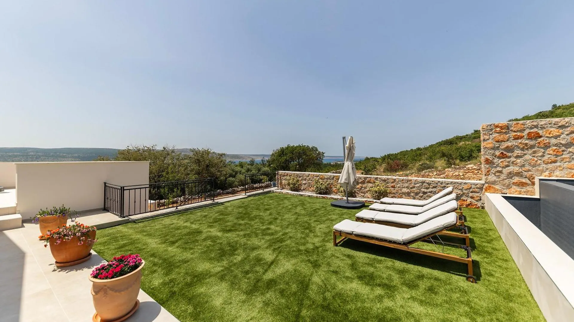 Villa Luxury Casa Sorelle Croatia, Secluded House With A Breathtaking View And Heated Infinity Pool Seline Croatia